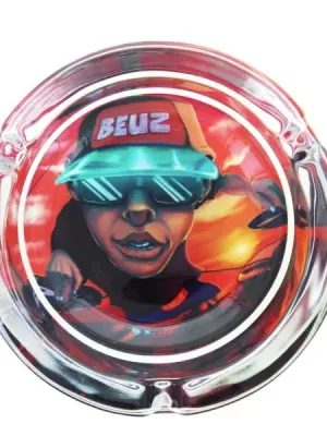 Le cendrier en verre Beuz DJ qui mixe